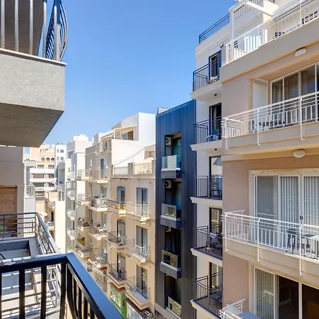 Cozy 2br Getaway By The Water * Sliema