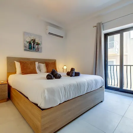 Cozy 2br Getaway By The Water * Sliema
